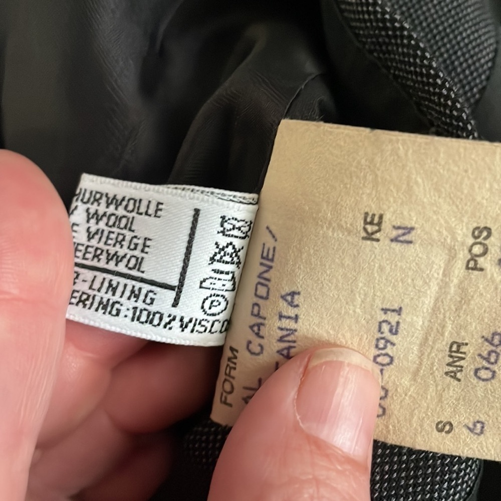 Boss Hugo Boss Al Capone Double-Breasted Suit Coat EU 38 (See measuremen… - Picture 9 of 10